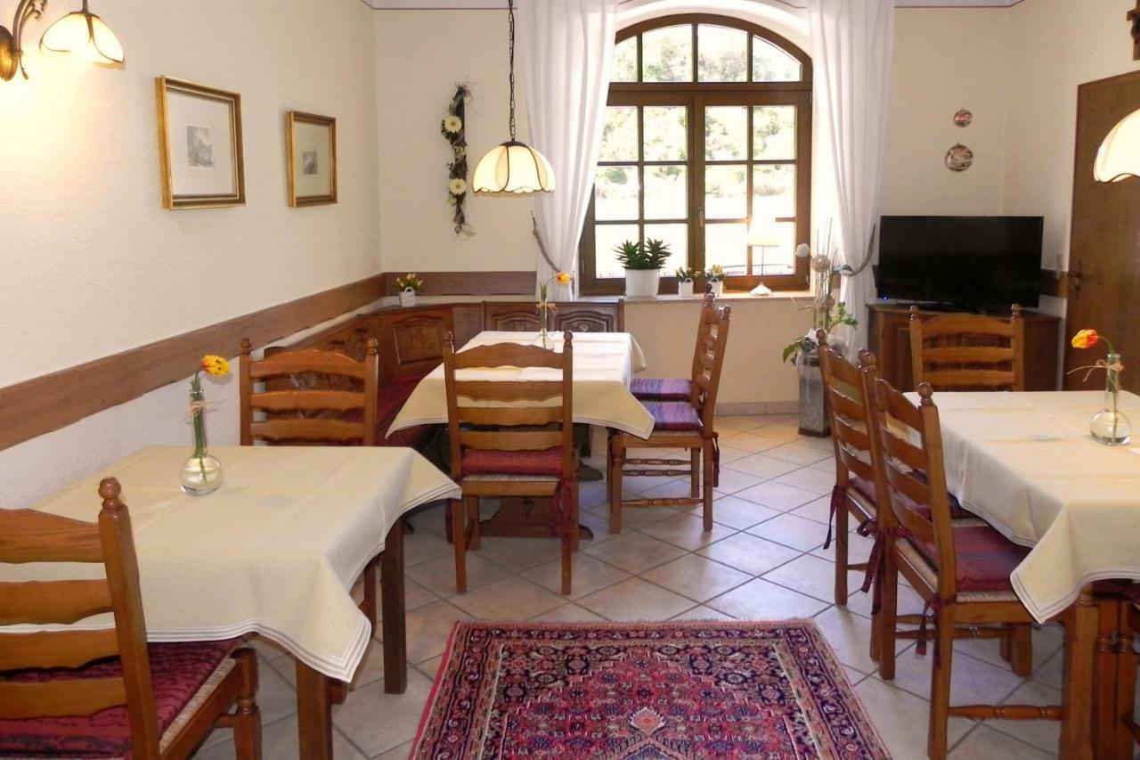 Ferienhaus Erich Bremm Mit Moselblick Neef Esterno foto